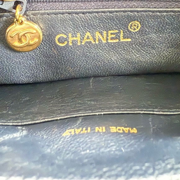 CHANEL Quilted Leather Turnlock Coco Mark Front Pocket Camera Shoulder Bag Black - Picture 12 of 14